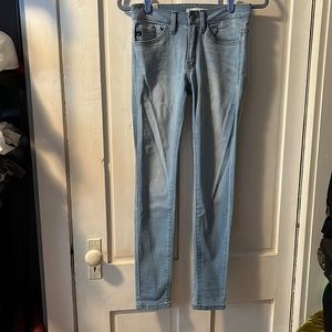 KanCan light wash skinny jeans